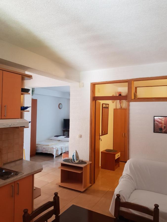 Apartmani Laguna 格拉达茨 外观 照片