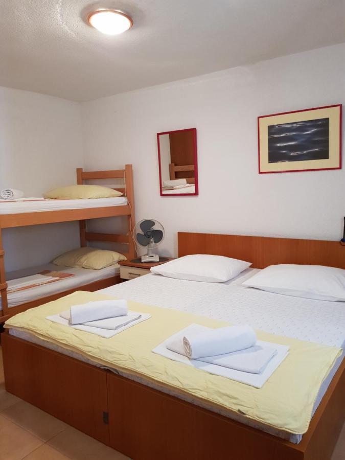 Apartmani Laguna 格拉达茨 外观 照片