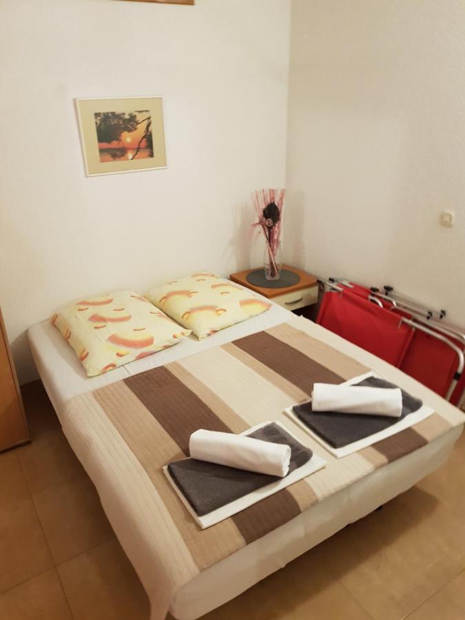 Apartmani Laguna 格拉达茨 外观 照片