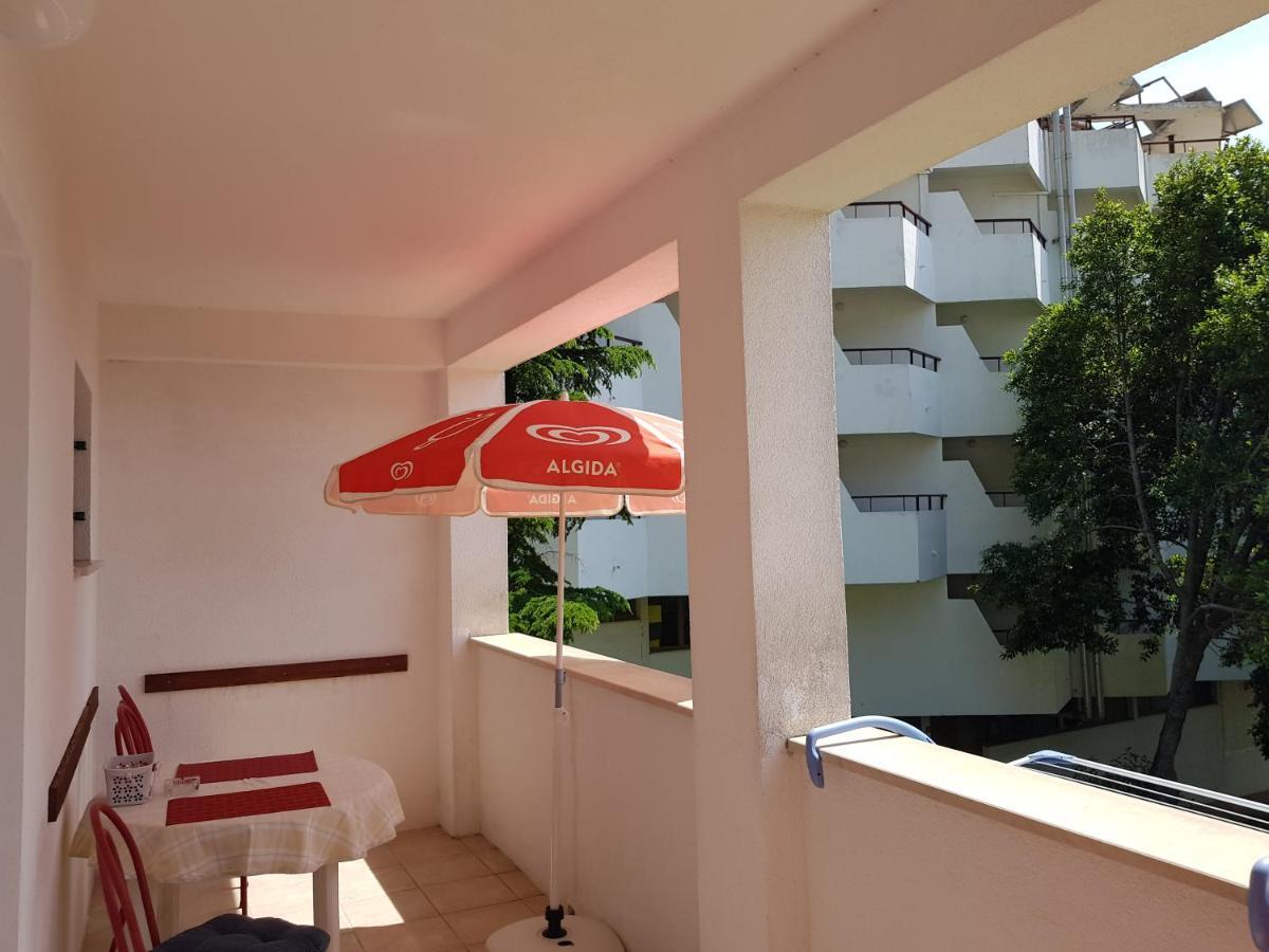 Apartmani Laguna 格拉达茨 外观 照片